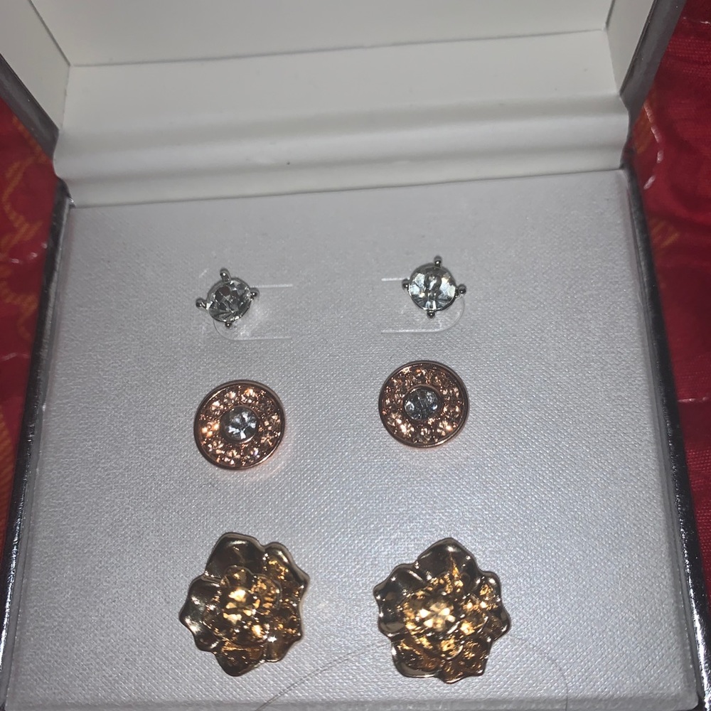 Earring set - Picture 3 of 4